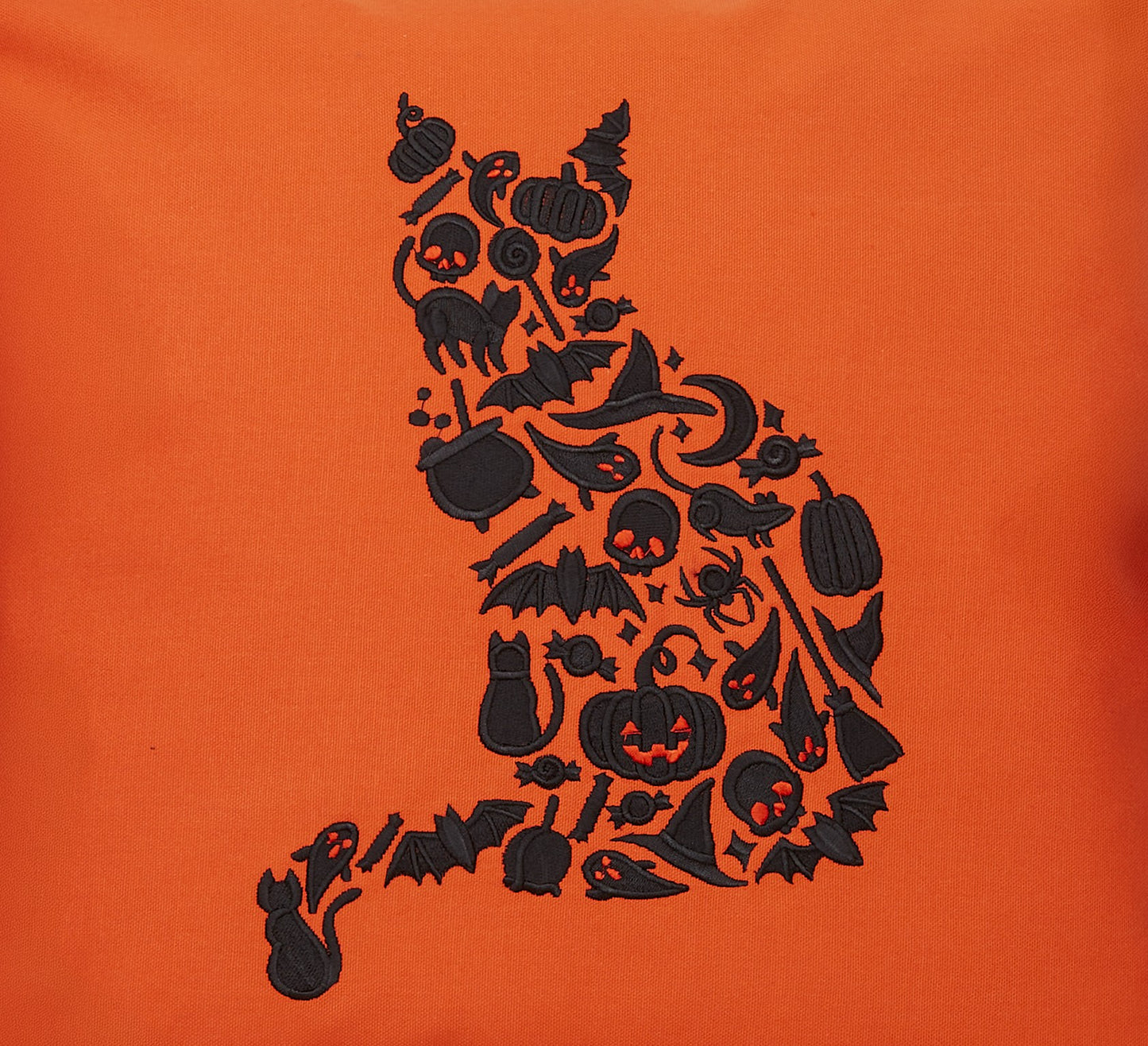 Embroidered Black Cat Mantel Scarf